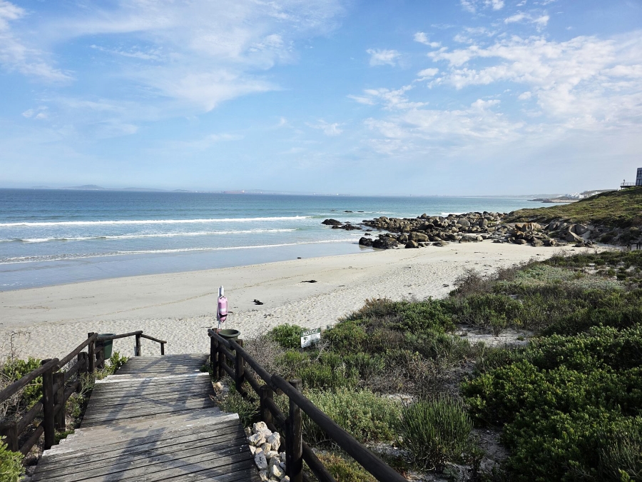 0 Bedroom Property for Sale in Calypso Beach Western Cape